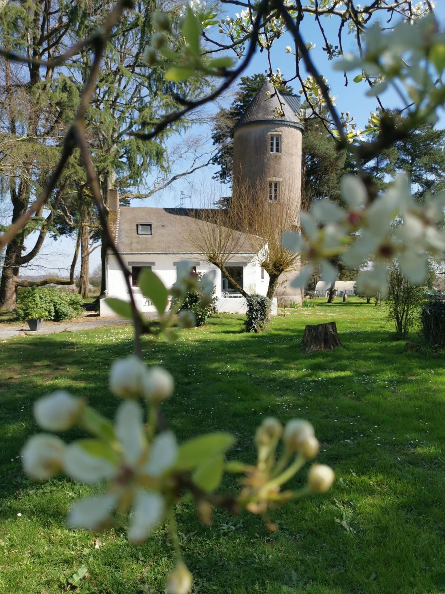 Le Moulin De La Retardiere Orvault Dış mekan fotoğraf